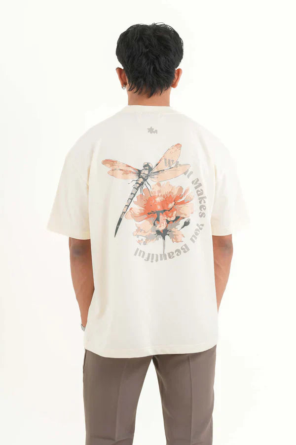 Oversized Printed T-Shirts and Denim: The Ultimate Fashion Duo