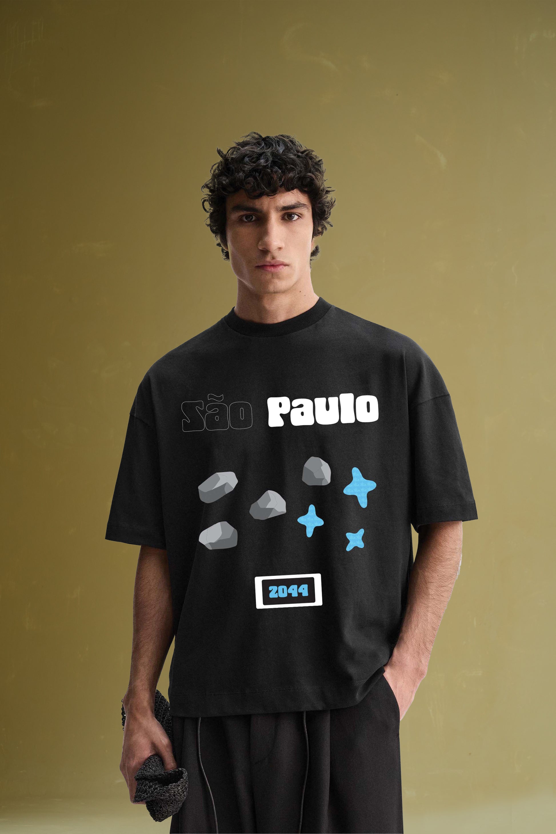 Buy Sao Paulo Black Oversized T-Shirt Online at Main Character India
