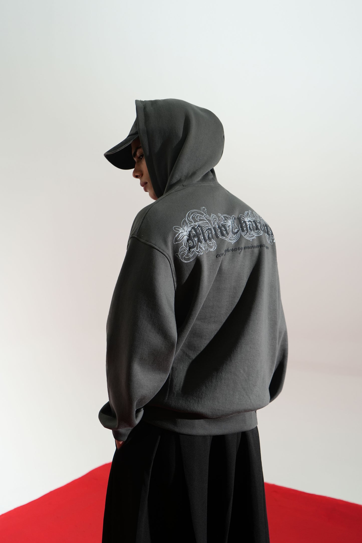 EMINENCE OVERSIZED HOODIE