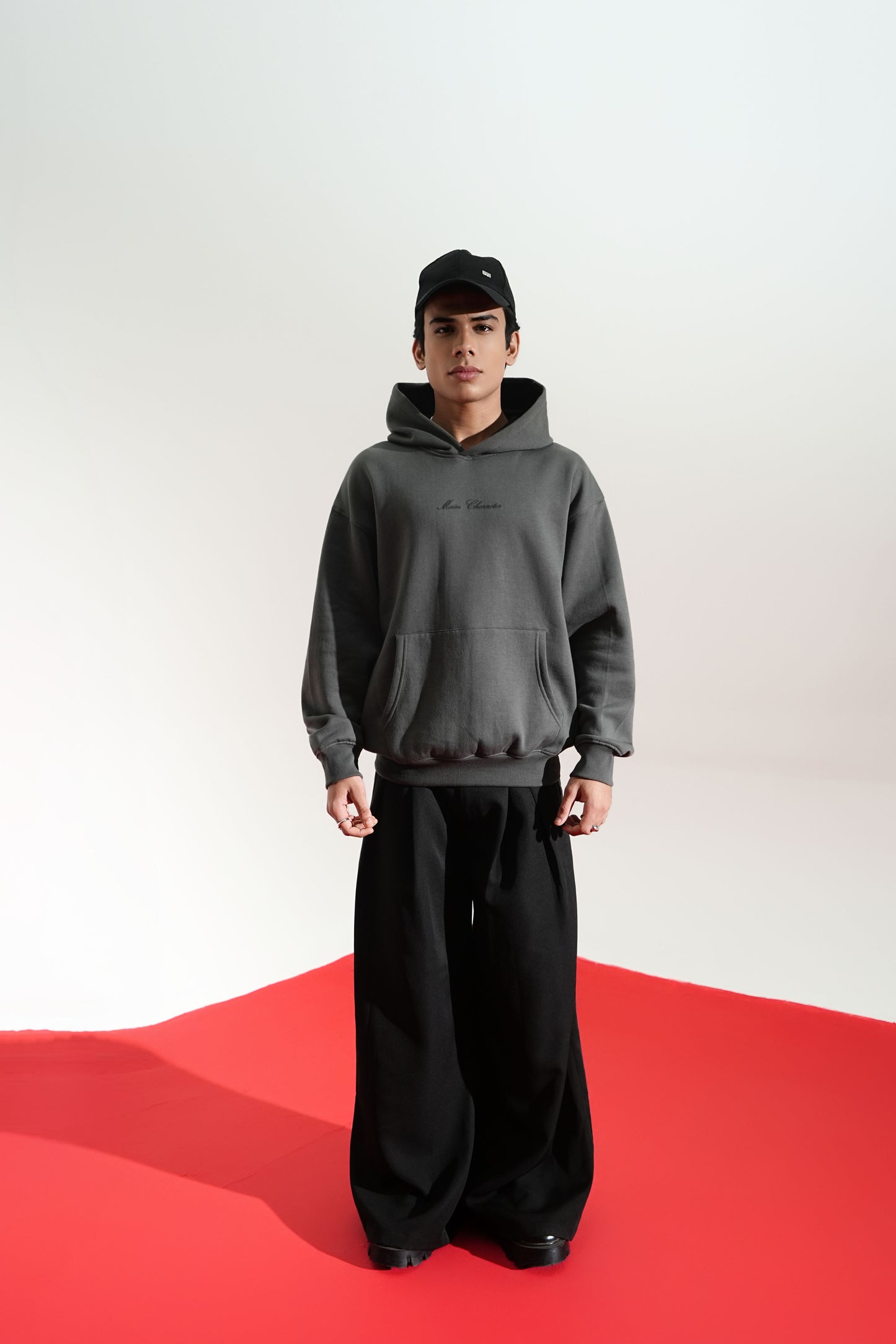 EMINENCE OVERSIZED HOODIE