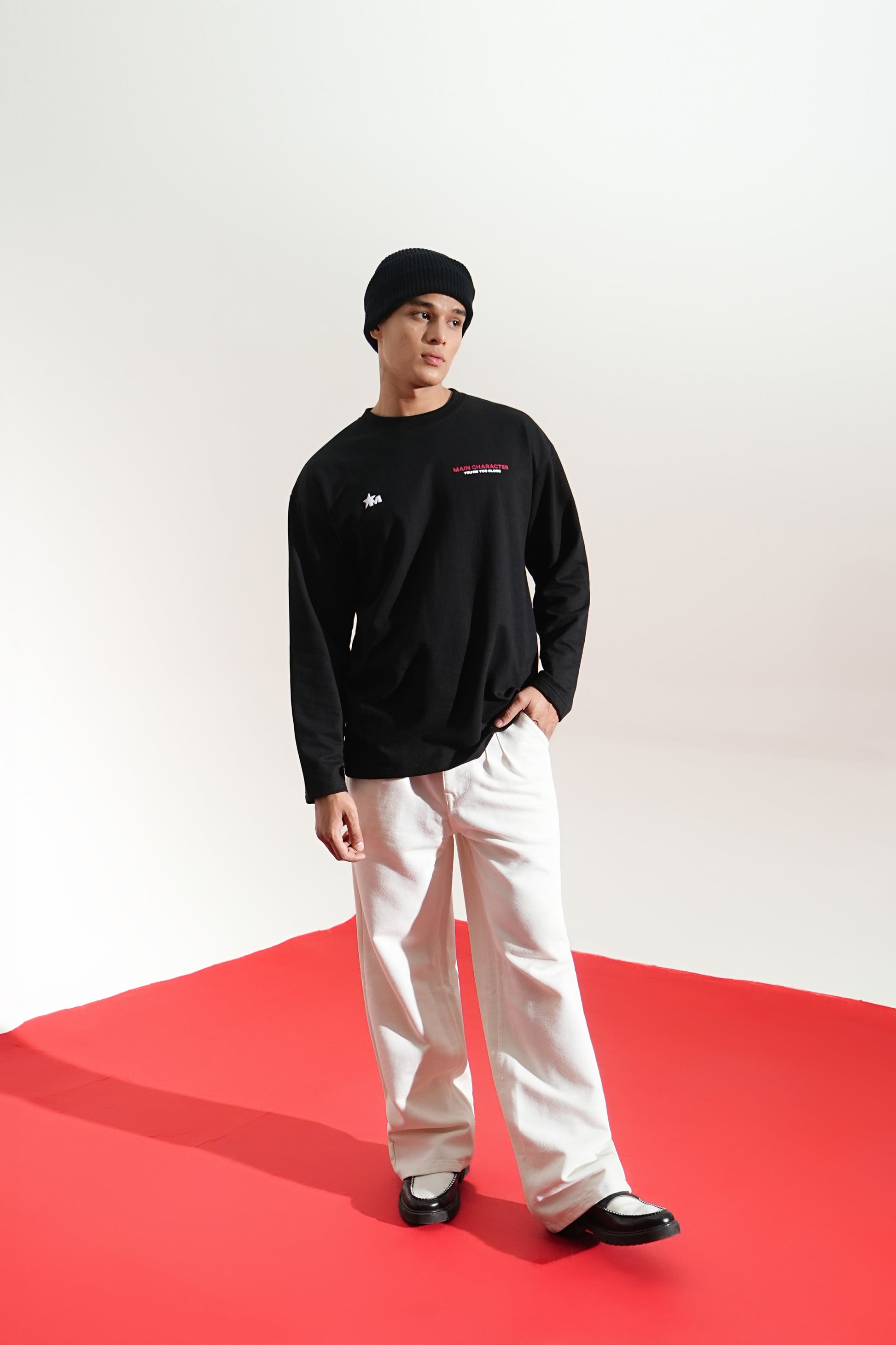 Buy BLACK AURA OVERSIZED HOODIE Online at Main Character India
