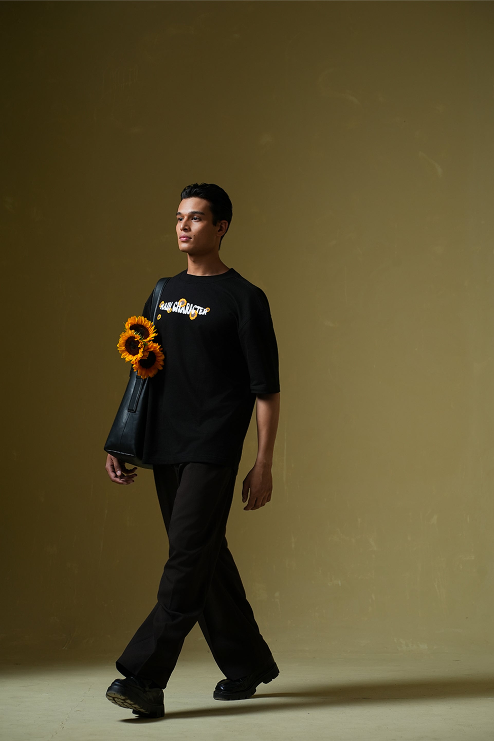 Buy Houdini Black Oversized T-Shirt Online at Main Character India