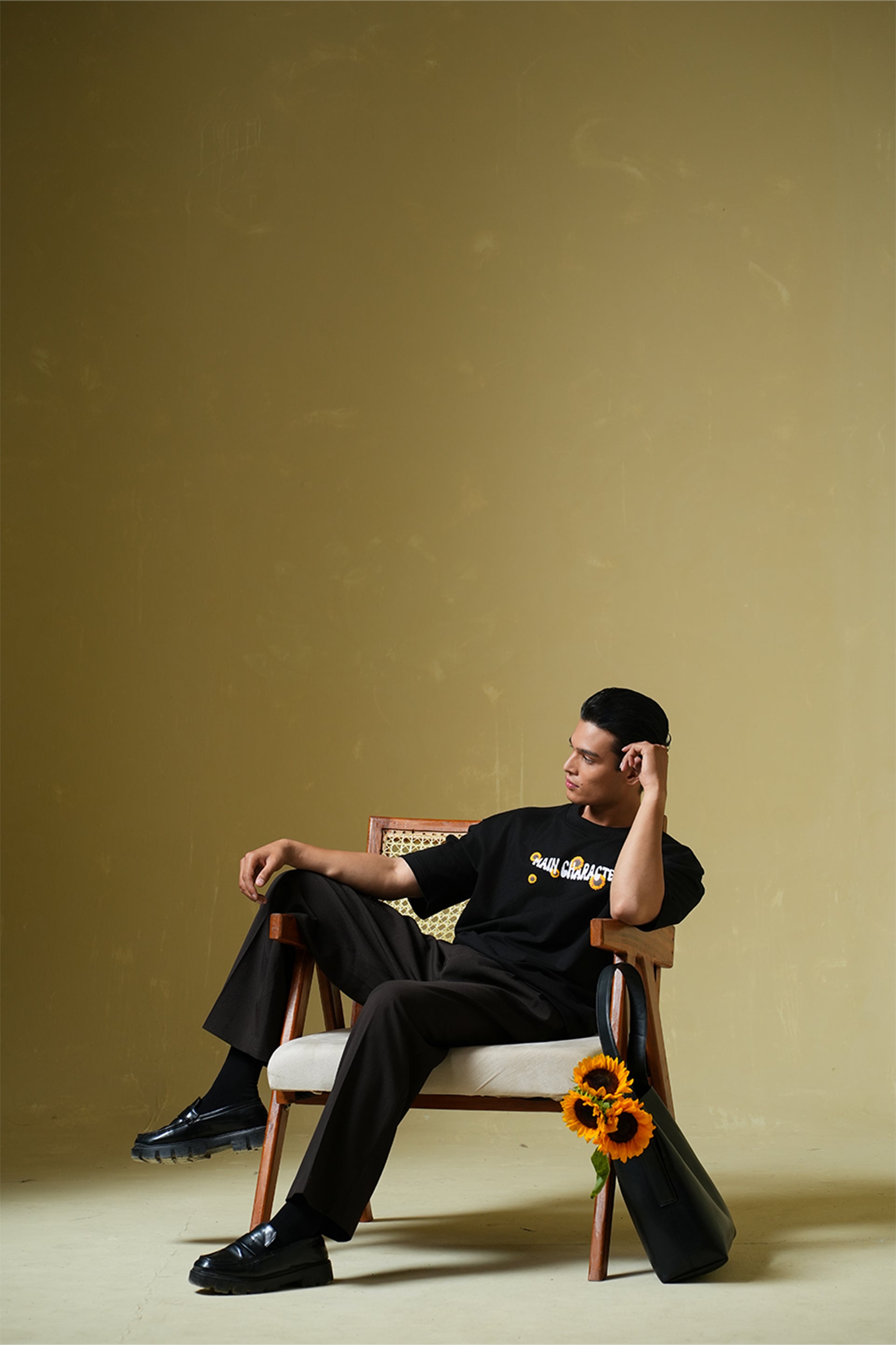 Buy Houdini Black Oversized T-Shirt Online at Main Character India