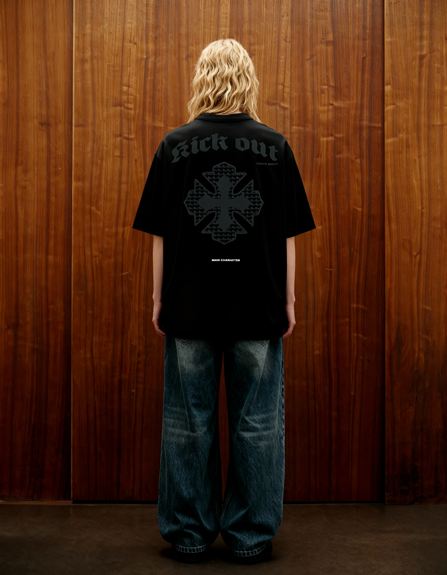 Kick Out Heavyweight-Oversized T-Shirt
