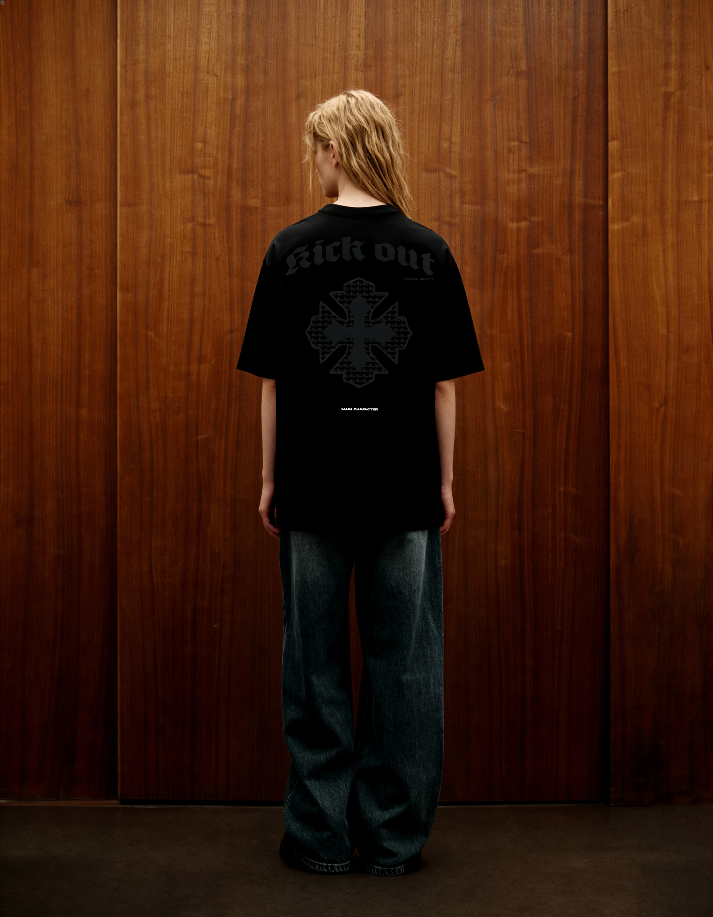 Kick Out Heavyweight-Oversized T-Shirt