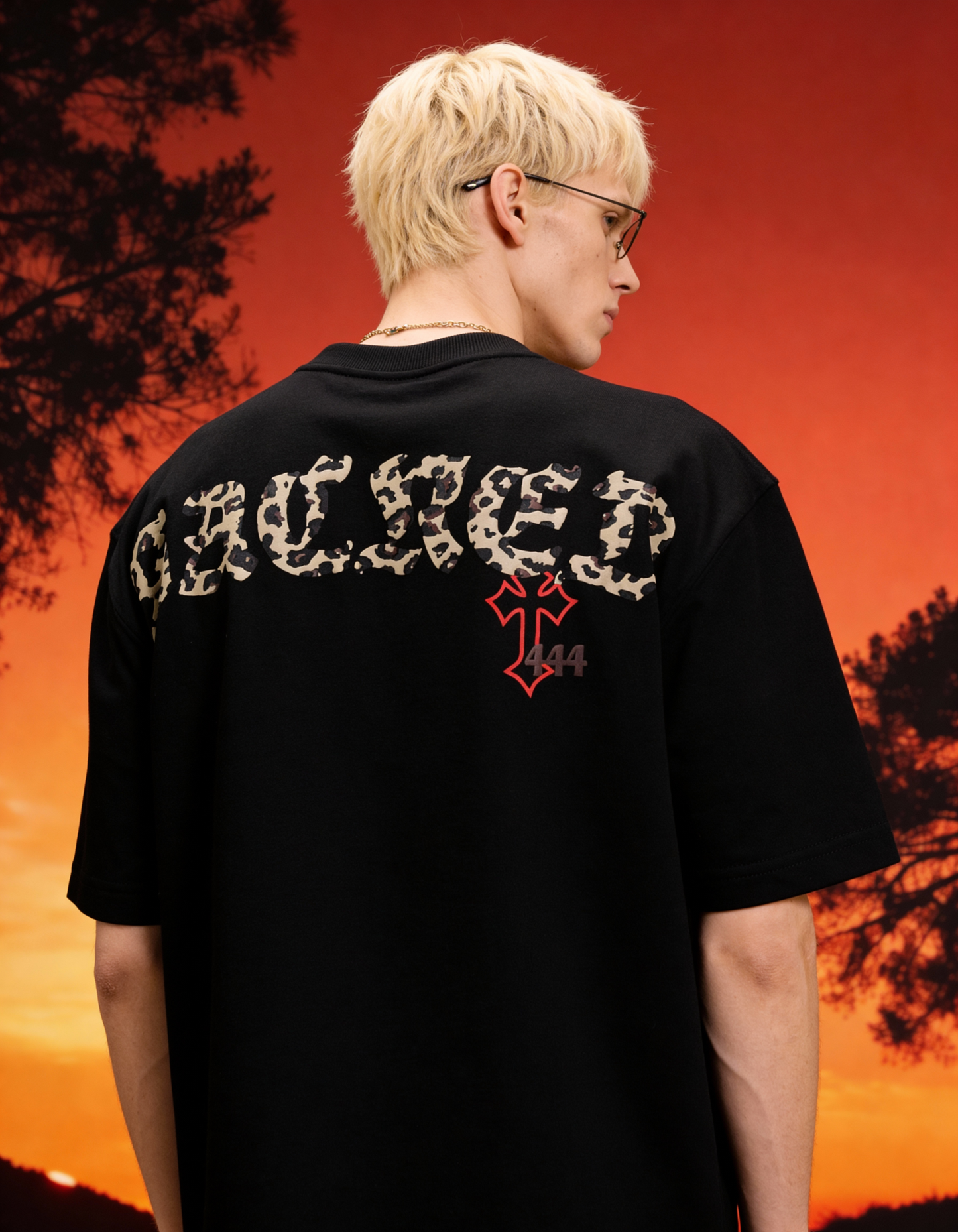 Sacred Oversized t-shirt