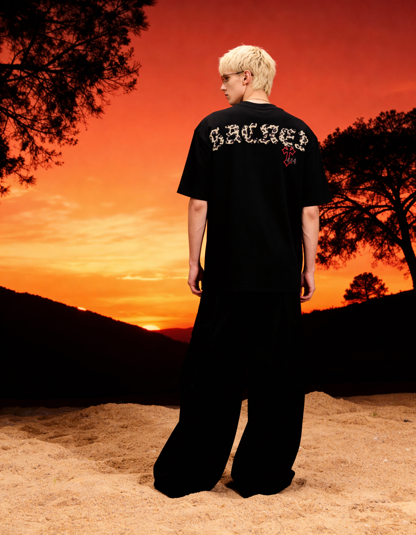 Sacred Oversized t-shirt