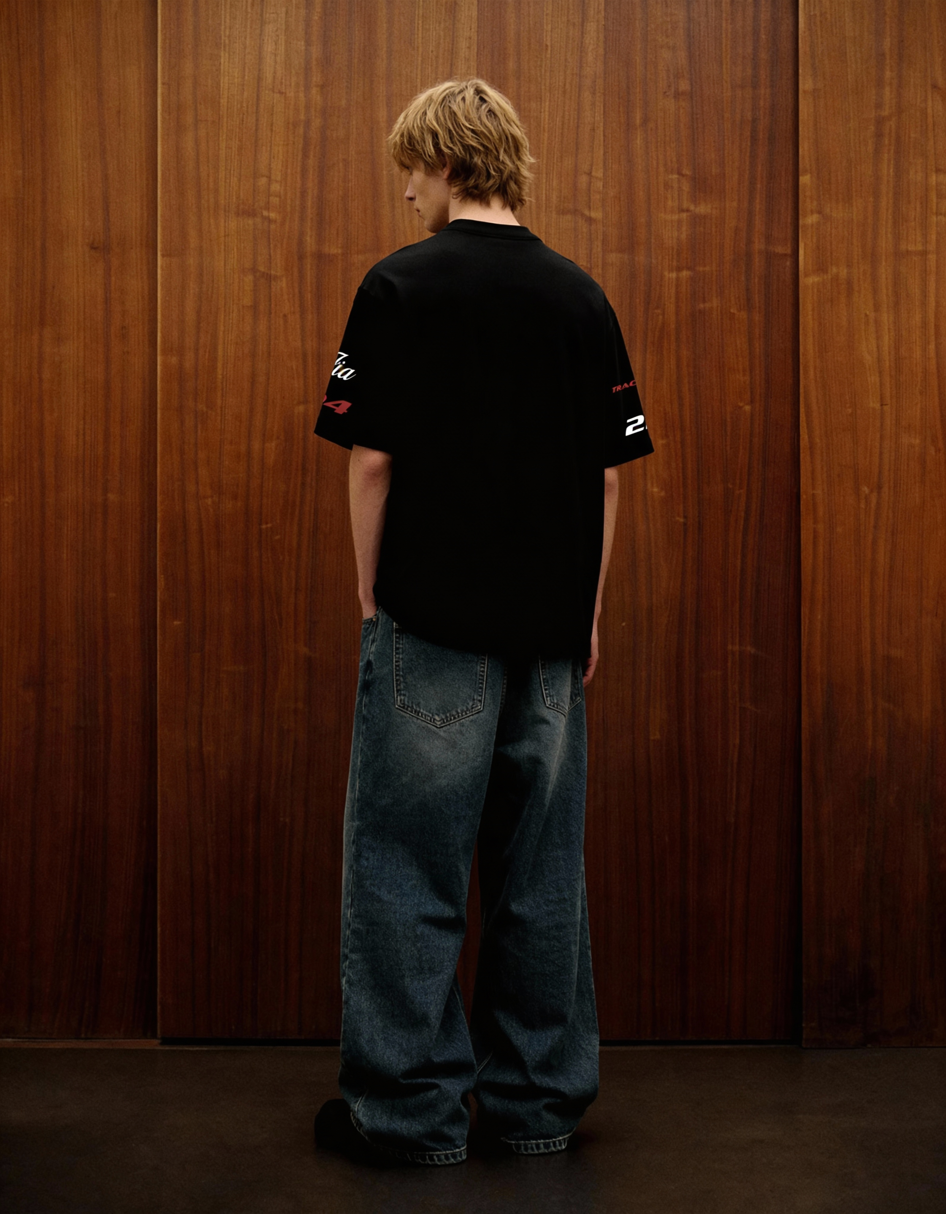 Buy Fast Feel Heavyweight-Oversized T-Shirt Online at Main Character India