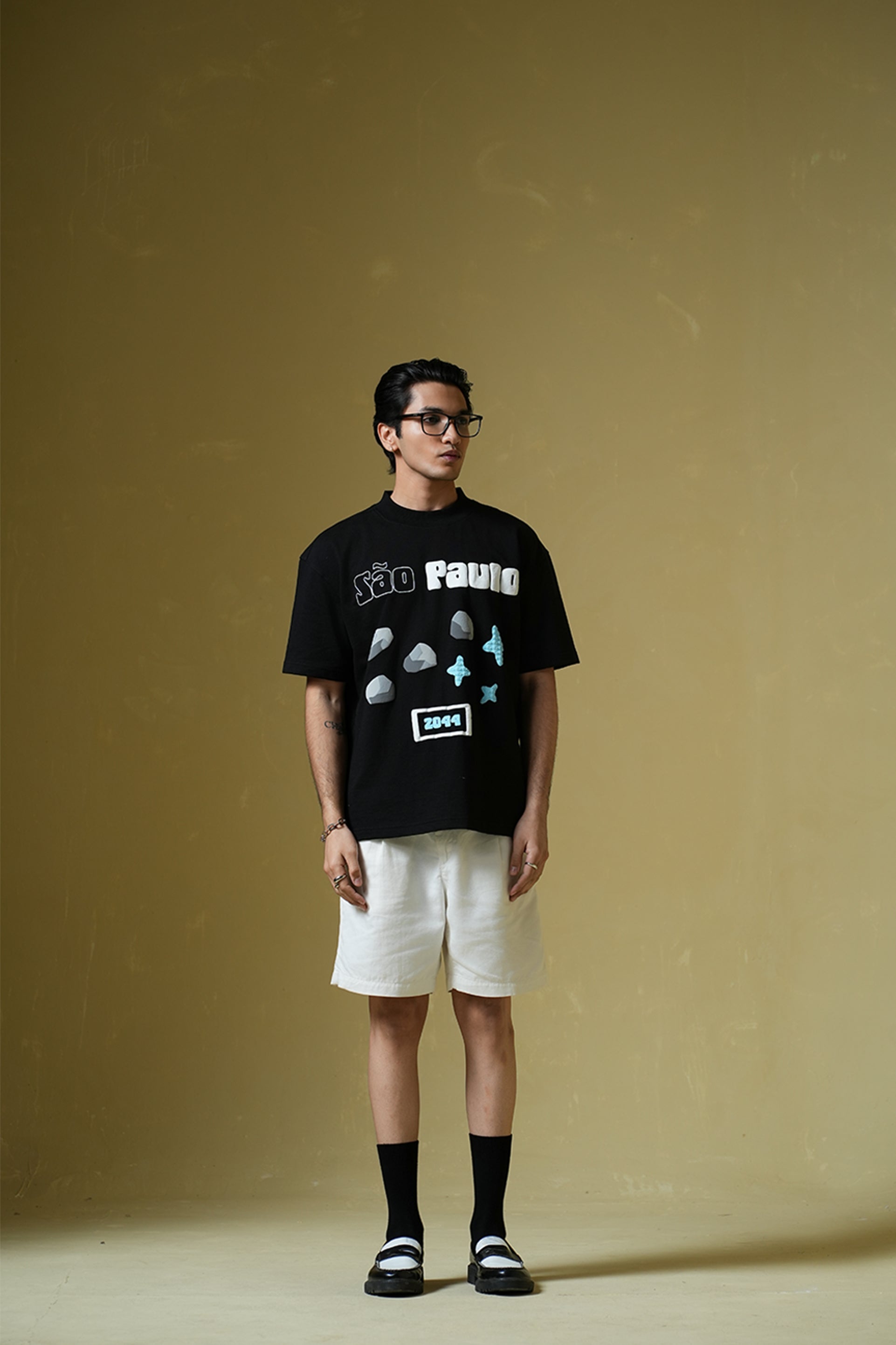 Buy Sao Paulo Black Oversized T-Shirt Online at Main Character India